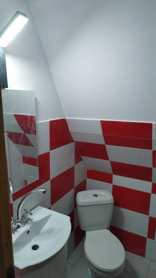 Camping Aviator Busteni, Camere المظهر الخارجي الصورة